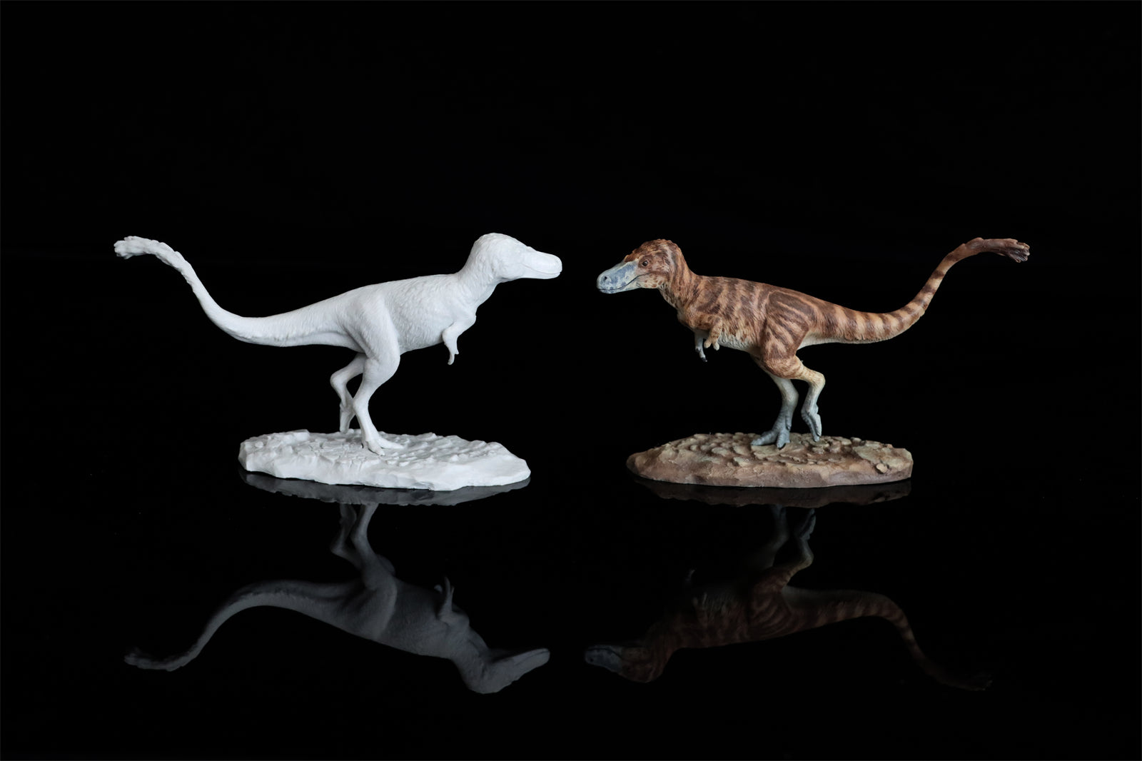 Cen DaoYi Studio 1:15 Scale Tyrannosaurus Cub Statue Model Kit