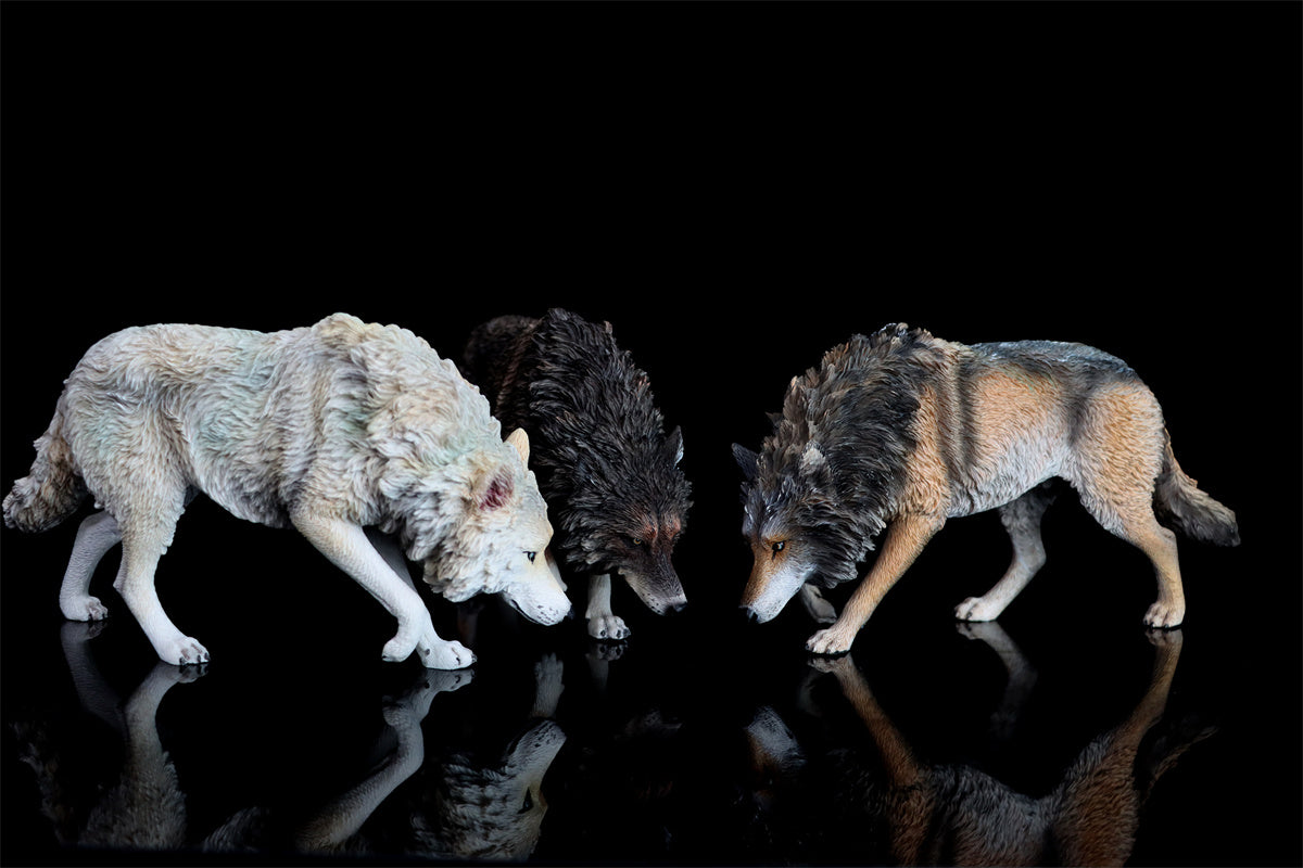 JXK 1/6 North American Gray Wolf Model