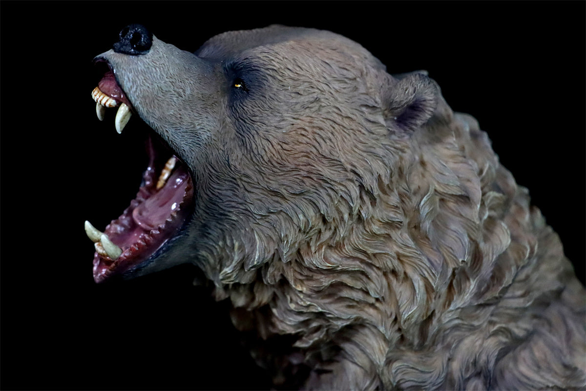 JXK 1/6 Brown Bear Model