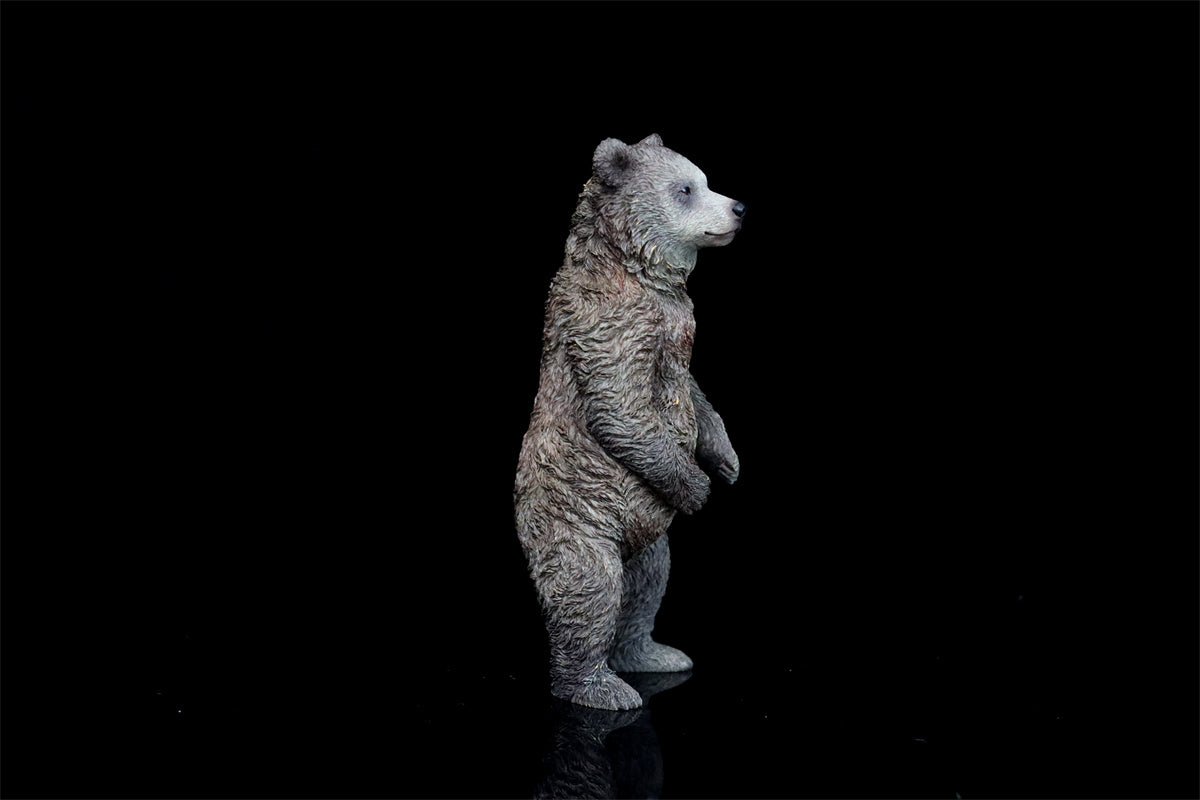 JXK 1/6 Little Brown Bear Model