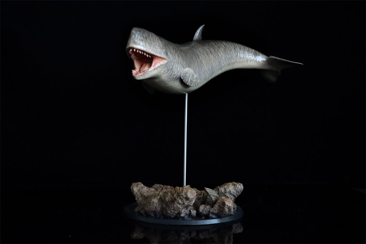 Livyatan melvillei Statue