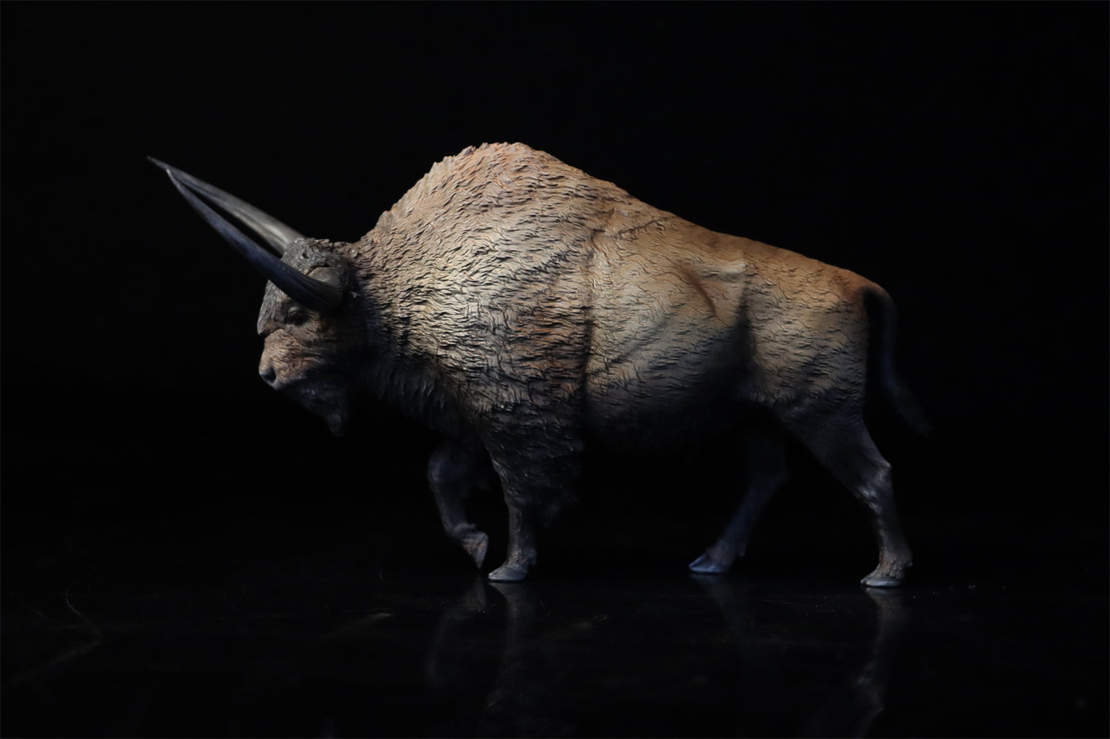 Alex Studio Bison latifrons Model