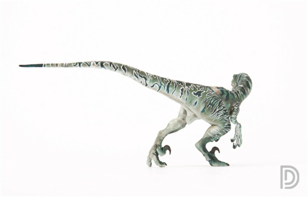 DINO DREAM 1/15 Green Velociraptor Raptor Delta Statue