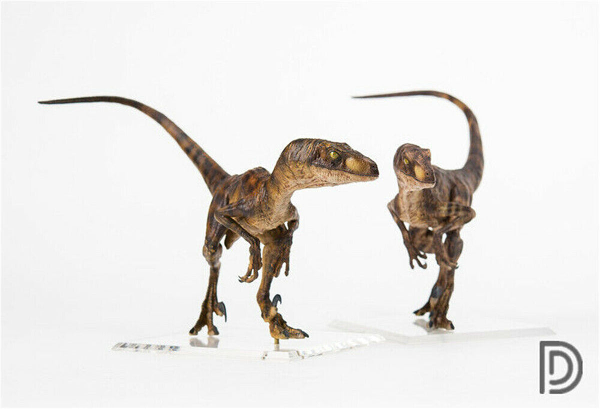 DINO DREAM 1/15 Velociraptor Raptor in the kitchen Statue