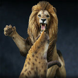 Nanmu Thundering Rage Africa lion VS Spotted hyena Figure